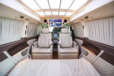 威霆商务车改装 七座高顶与迈巴赫包围打造个人商务服务新标杆